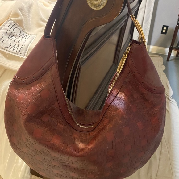 Gucci Handbags - Gucci handbag
